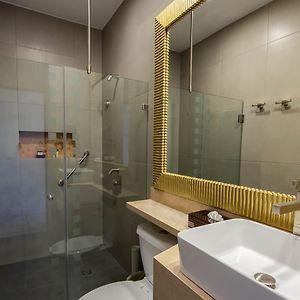 Estudio Deluxe con Cama King